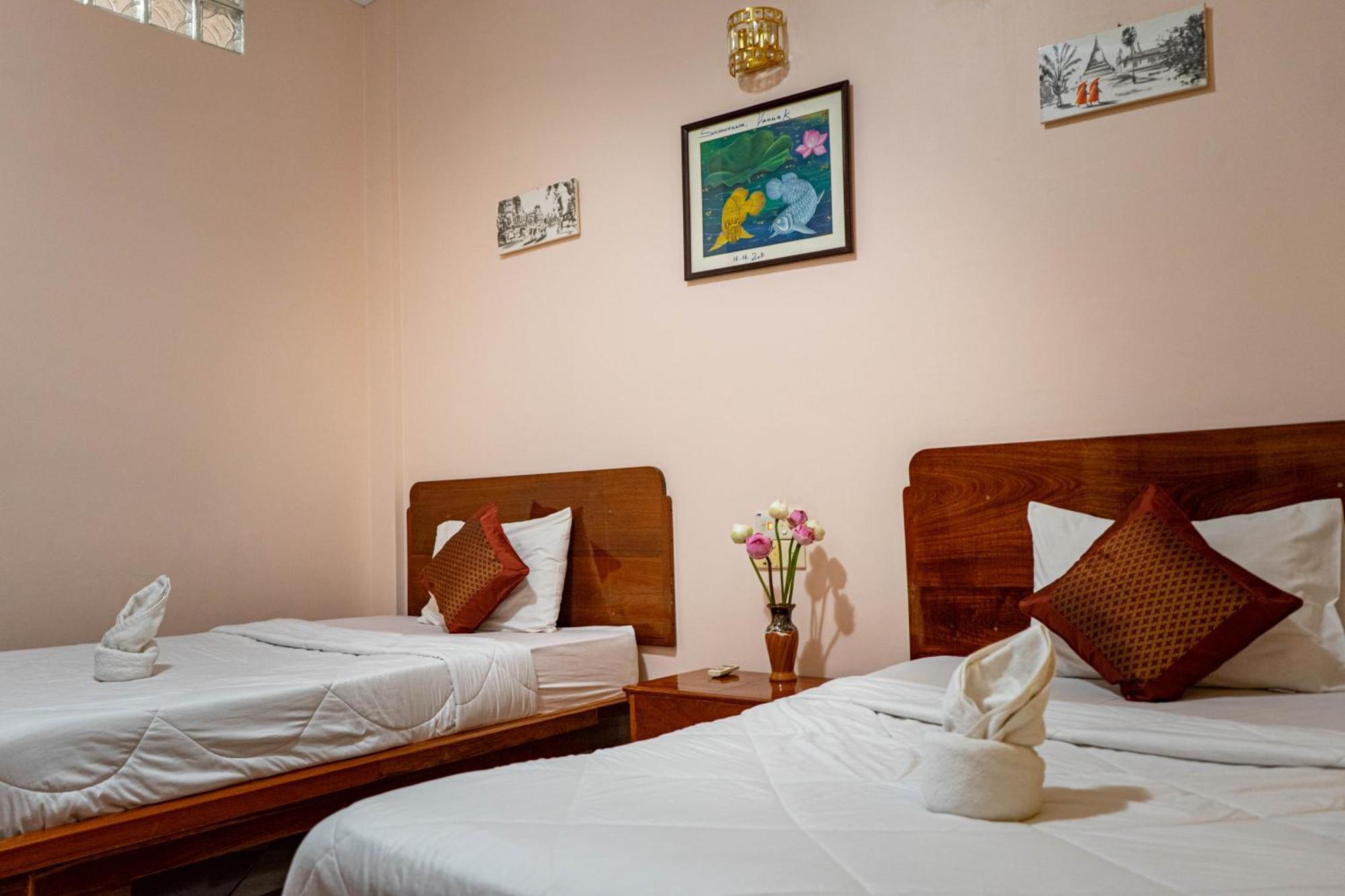 Nawin Palace Guesthouse Phnom Penh Dış mekan fotoğraf